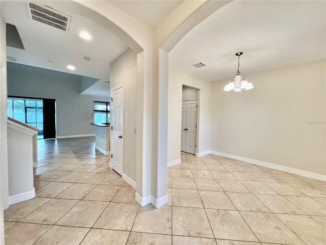 Building Photo - 7107 Nightshade Dr