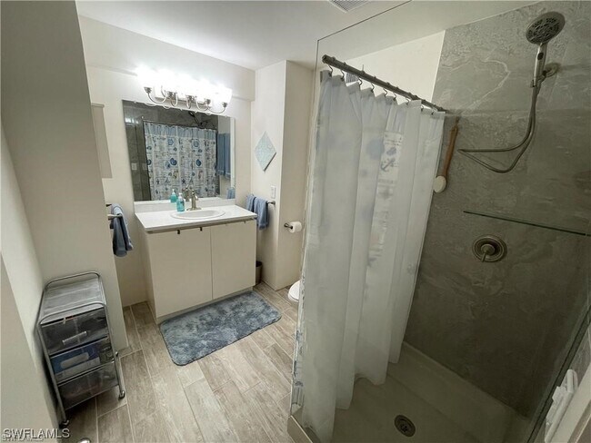 Foto del edificio - 1612 SE 28th Terrace