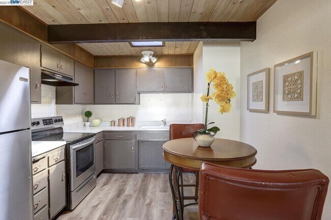 Foto del edificio - 43512 Bryant St