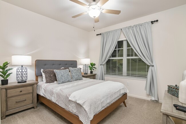 Foto del edificio - Diamond Oaks Village - 55+ Senior Living