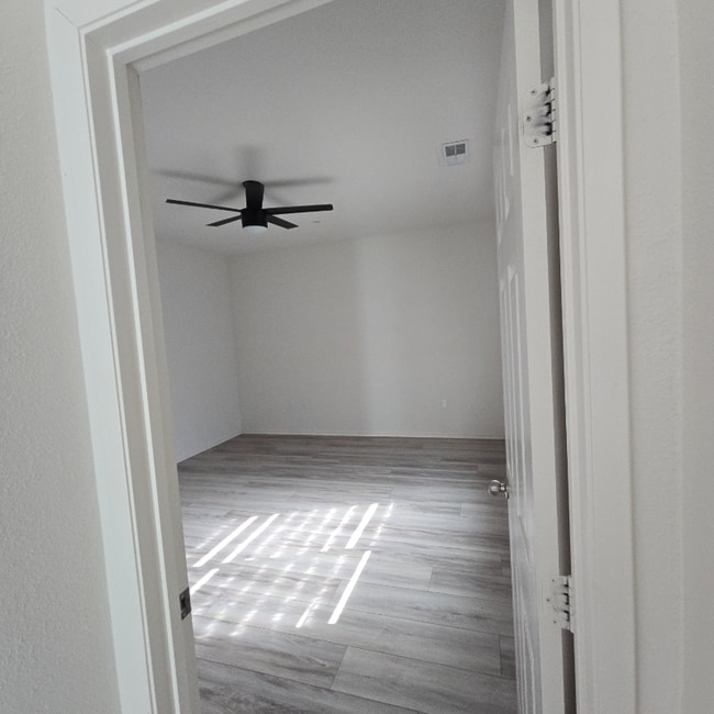 Building Photo - 631 Las Villas St