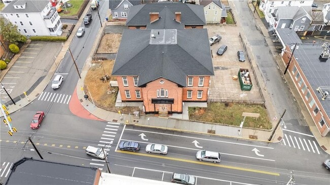 Foto del edificio - 387 Broad St