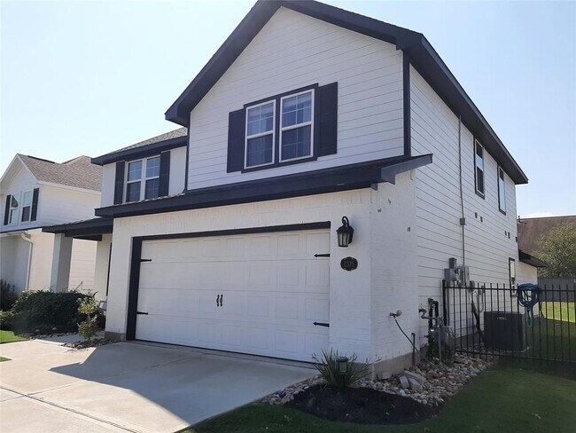 Building Photo - 2375 Hagerman Rd