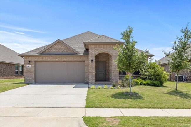 Building Photo - 1529 Seabiscuit Dr