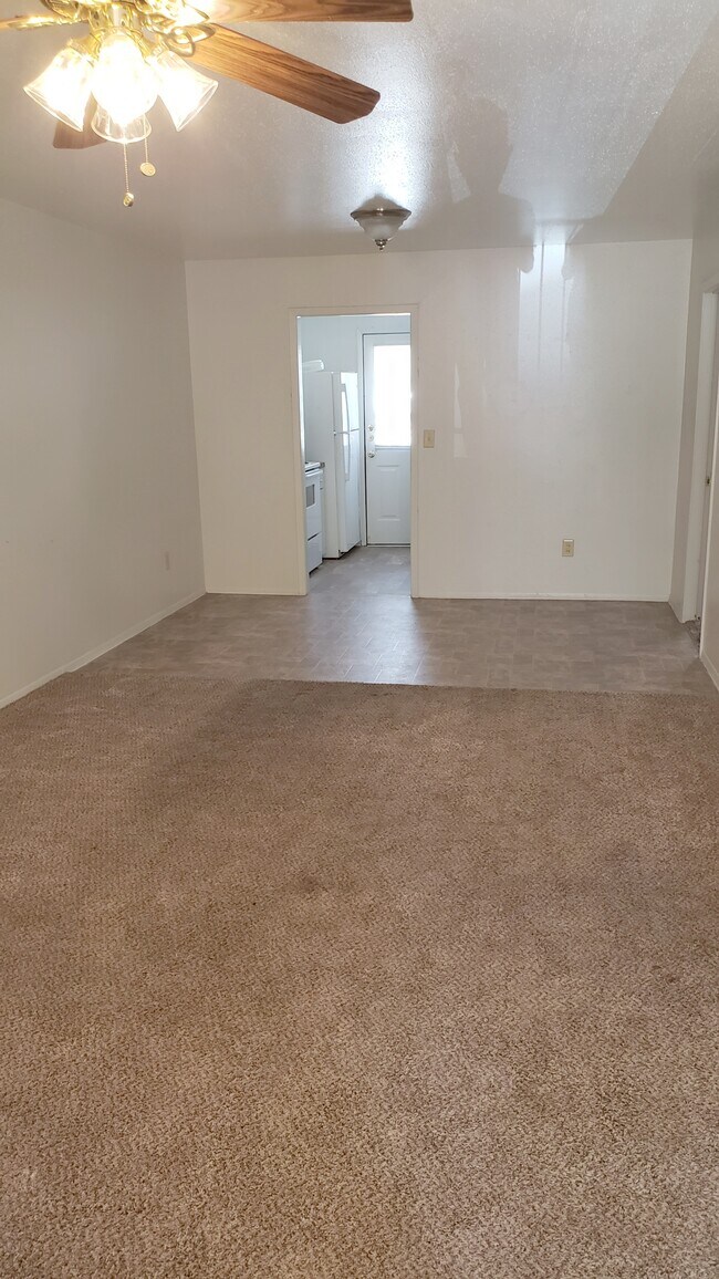 1500 N Houston Ave, Livingston, TX 77351 Apartments in Livingston, TX