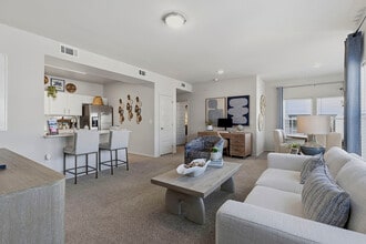 Building Photo - 152 Northland
