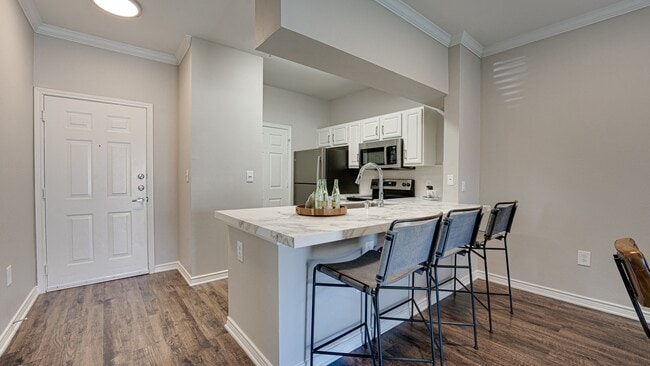 Foto del edificio - Highland Luxury Living