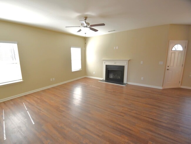 Building Photo - 340 Madison Grace Ave