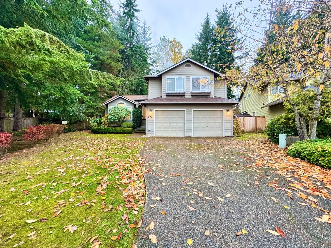 Primary Photo - Great 3 Bed 2.5 Bath Home for rent