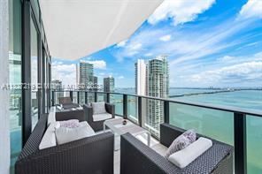 Foto del edificio - 4 br, 4 bath Condo - 460 NE 28th St Apt 4200