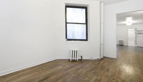 Building Photo - 132 8th Ave