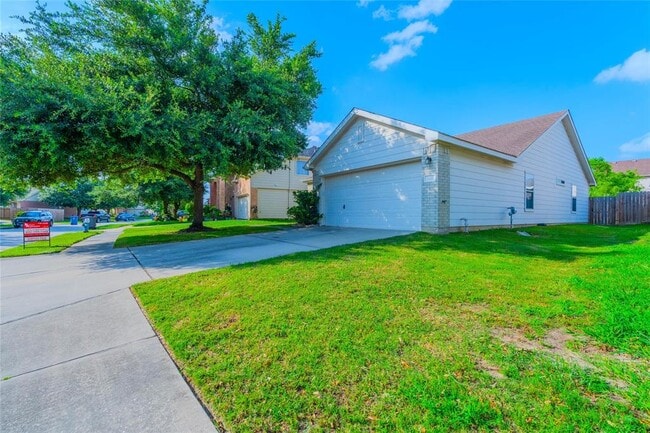Building Photo - 21210 Pinewalk Brook Ln