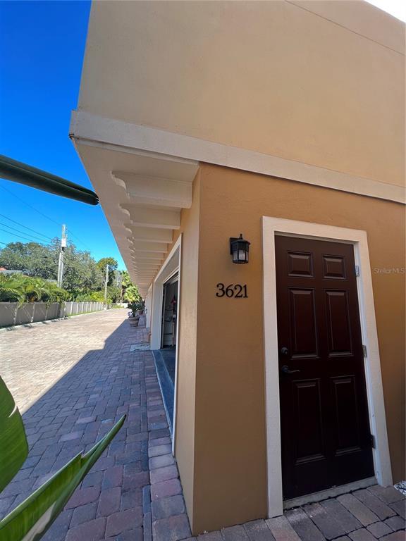 Building Photo - 3621 S MacDill Ave