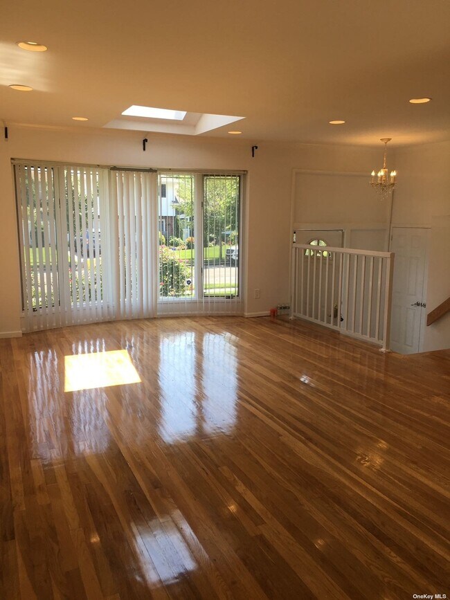 Foto del edificio - 393 White Birch Ln