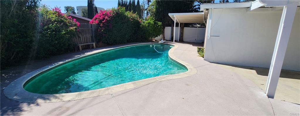 Primary Photo - 22934 Valerio St
