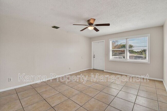Foto del edificio - 1618 W 26th Ct