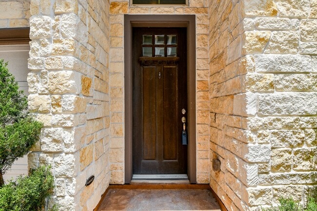 Foto del edificio - 818 Yale St