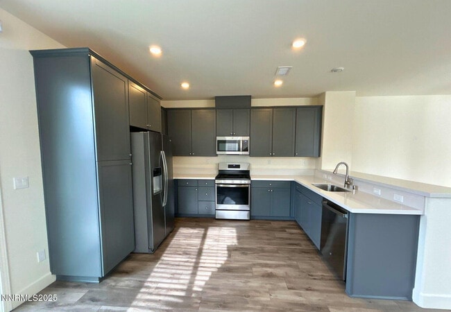 Building Photo - 7145 Owl Vw Dr