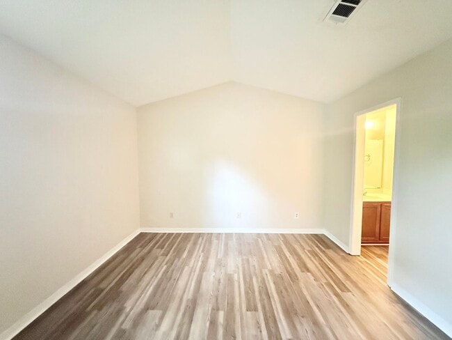 Building Photo - 10135 Vixen Pl