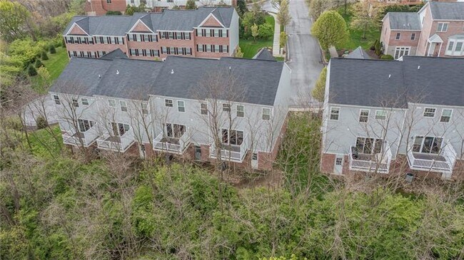 Foto del edificio - 848 Highpointe Cir