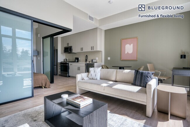 Foto del edificio - 555 Evelyn Ave
