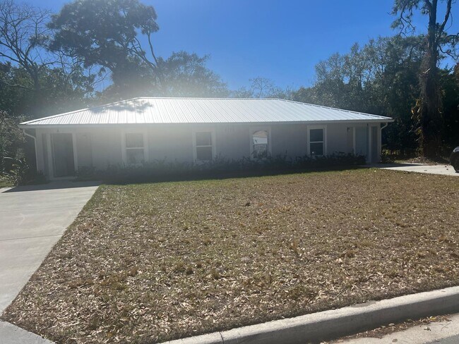 Foto del edificio - 2703 Ave G