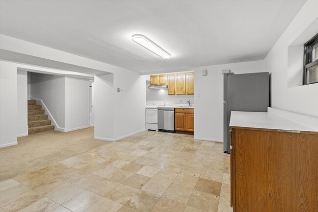 Foto del edificio - 2545 W Lunt Ave