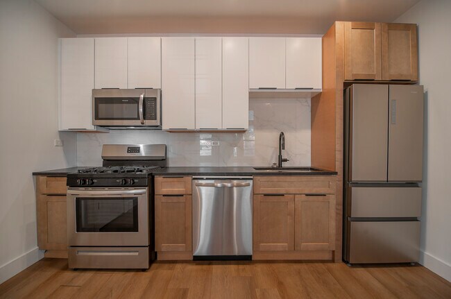 Foto del edificio - 1456 N Kedzie Ave