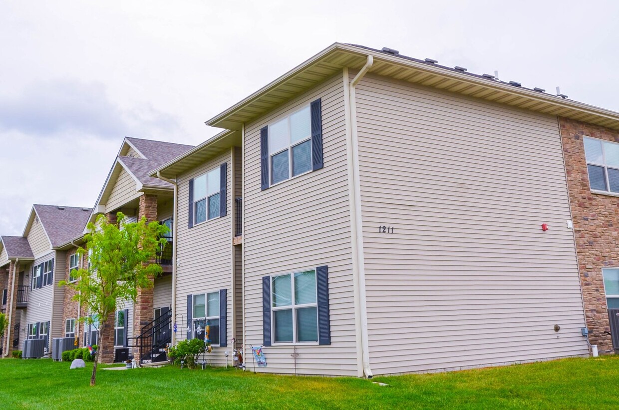 Primary Photo - 2 bed 2 bath Condo in Ankeny!