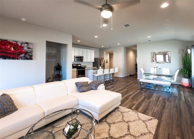 Building Photo - 7323 Teton Creek Trace
