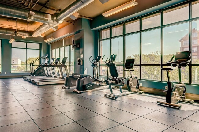 Foto del edificio - Reveal Hackensack