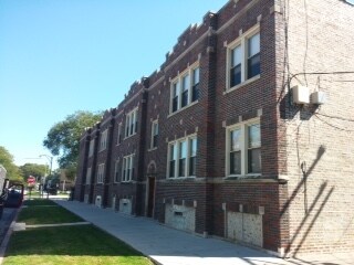 Building Photo - 9000 S Throop St