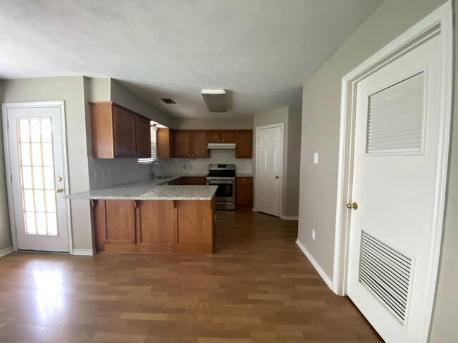 Building Photo - 3813 Stony Creek Ln