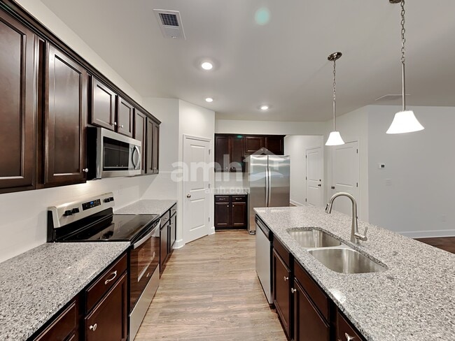 Foto del edificio - 5125 Canyon Creek Way