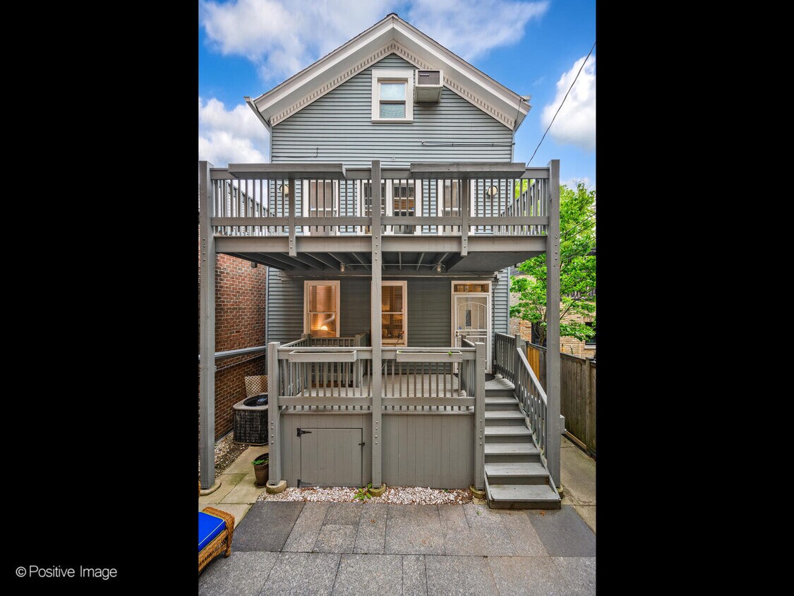 Foto principal - 1927 N Hudson Ave