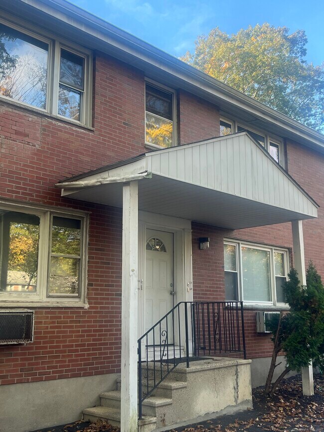 Foto del edificio - 56 Wakelee Ave
