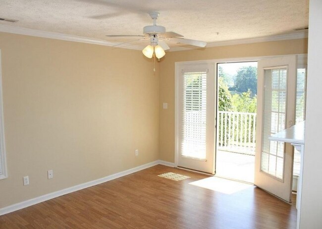 Foto del edificio - 3326 Harbour Pointe Pl