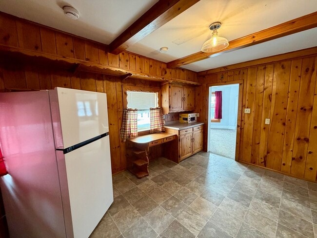 Building Photo - 407 N State St