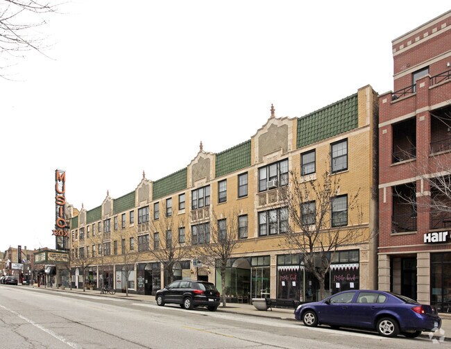 Foto del edificio - 3713-3733 N Southport Ave