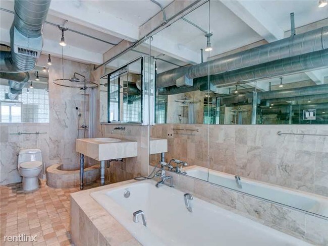 Building Photo - 7118 Bonita Dr