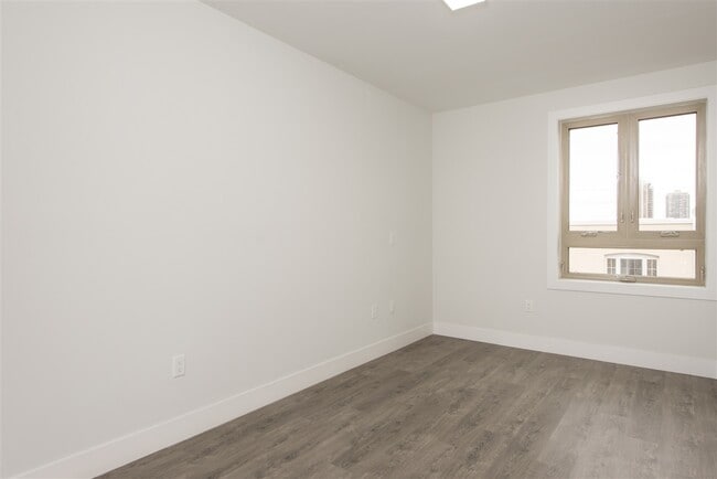 Building Photo - 62-68 69th St