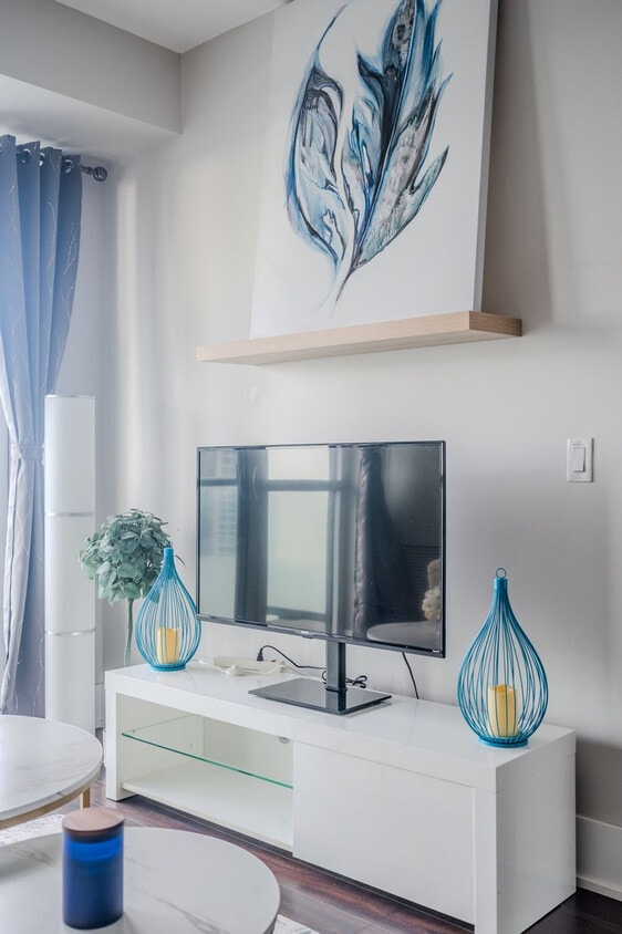 Primary Photo - 299 Front St W