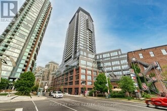 Building Photo - 135 E Liberty St