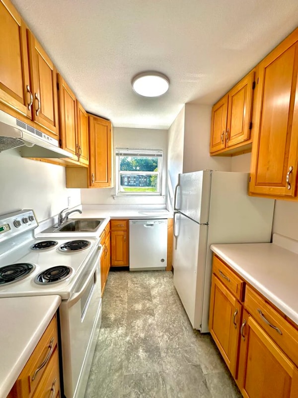 Building Photo - 14 Orchard Hill Cir