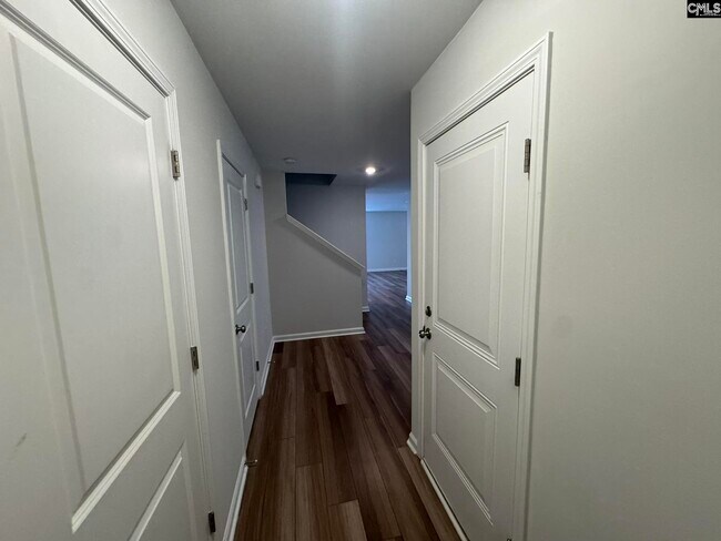Foto del edificio - 1052 Crescent Corner Dr