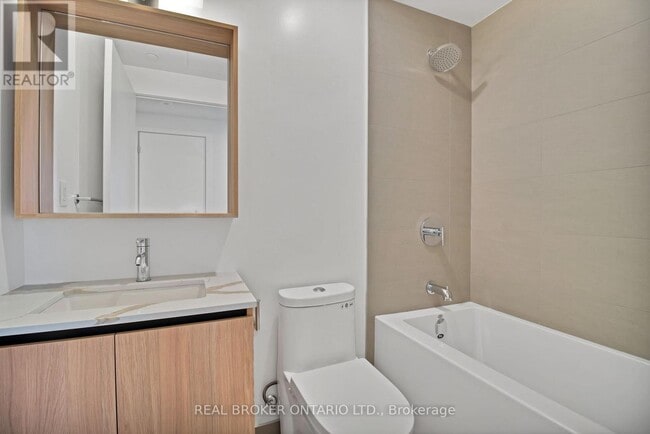 Photo du bâtiment - 35 Parliament St