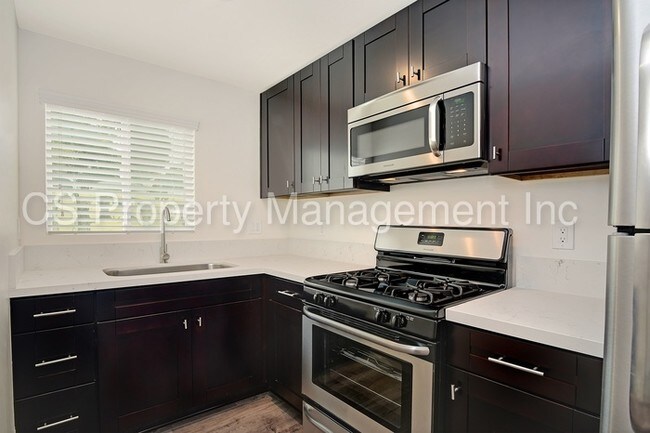 Foto del edificio - 2460 K St