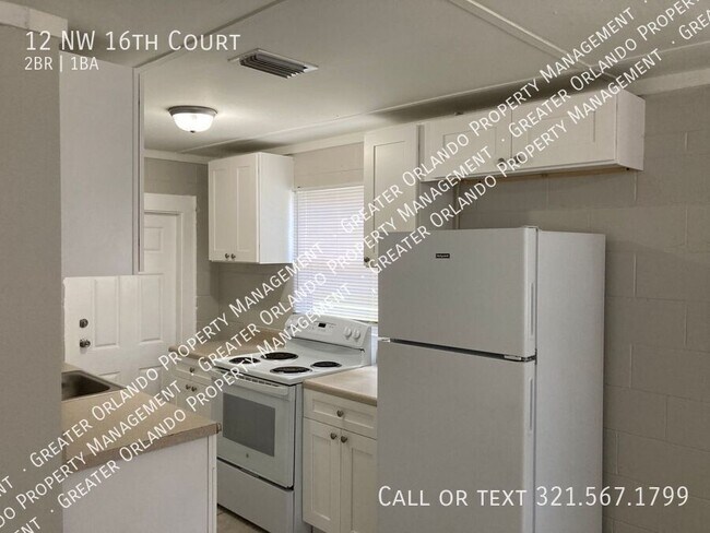 Foto del edificio - 12 NW 16th Ct