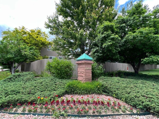Building Photo - Remodeled 5bed/3.5bath Rock Creek Home