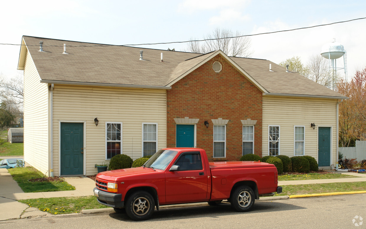 Primary Photo - Fort Harmar Apartments